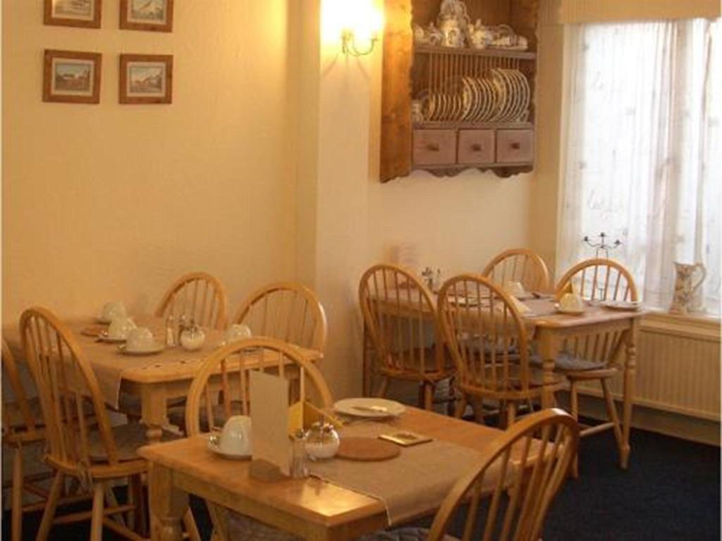 The Adelphi Bed and Breakfast Paignton Eksteriør billede
